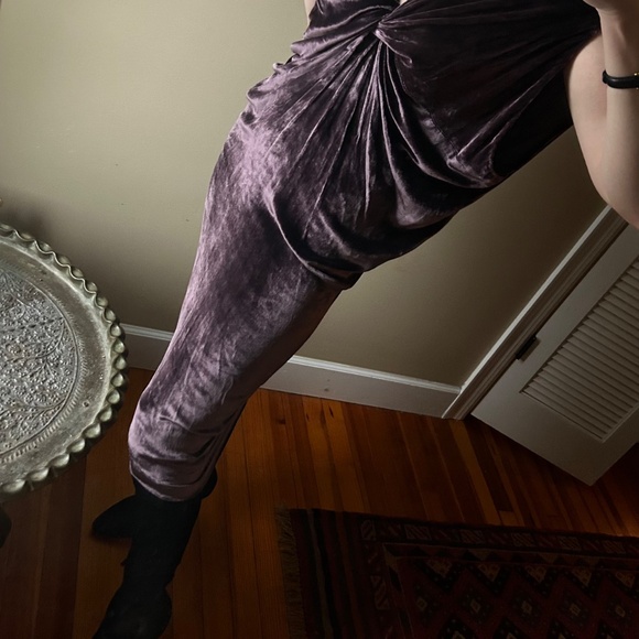 Tia Cibani Italian velvet purple midi dress - Picture 4 of 7